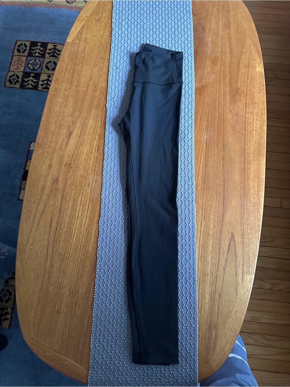 Lululemon Wunder Under Leggings – Size 6